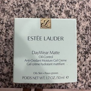 Estee Lauder Moisturizer (NEW)
